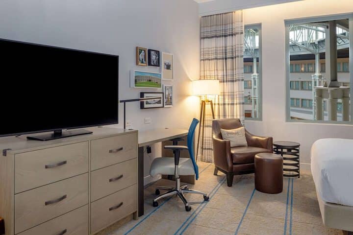 Room 16 of 59